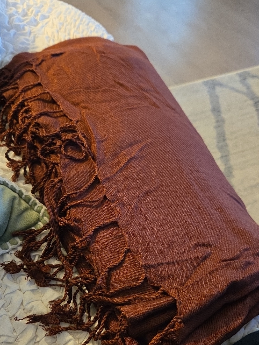 Pashmina - Picture 2 of 2